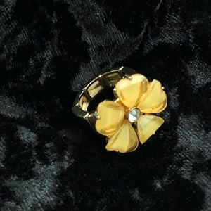 Flower Resin and Metal Ring